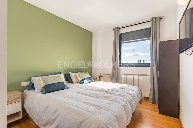 Foto 48ae9122-b426-44ab-9114-a0b74b234eb3. Àtic amb calefacció aparcament piscina a Can Llong Sabadell