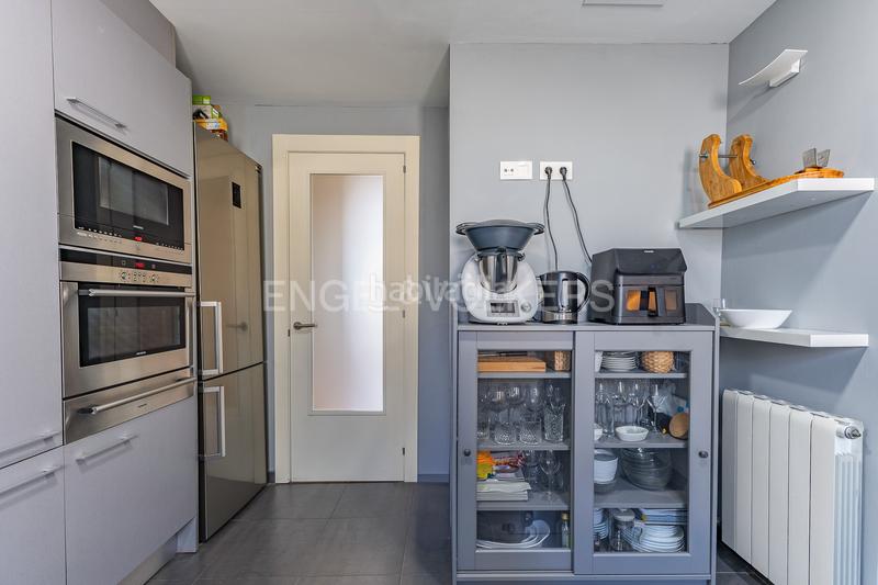 Foto bae705ec-f3fd-4516-85a7-491a189a414b. Àtic amb calefacció aparcament piscina a Can Llong Sabadell