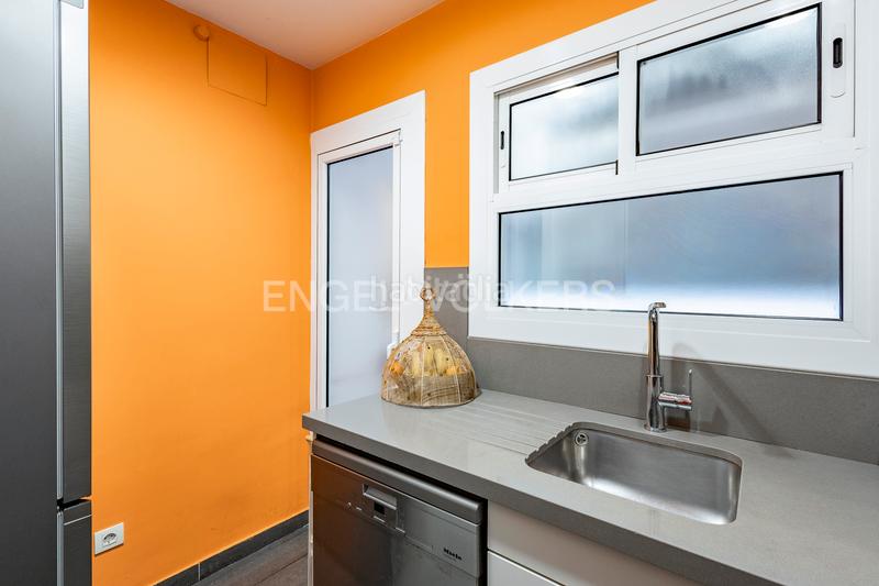 Foto 15d572bc-3be3-41ee-8b68-0c23ae8573a0. Appartement avec chauffage dans Pedralbes Barcelona