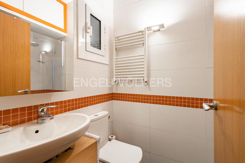 Foto ea9d0c60-2dd0-4108-990c-d2d51e88e5be. Appartement avec chauffage dans Pedralbes Barcelona