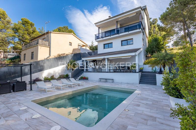 Foto 39d1239e-e7ef-440e-9460-d1f458315039. Maison avec chauffage piscine dans Canyelles