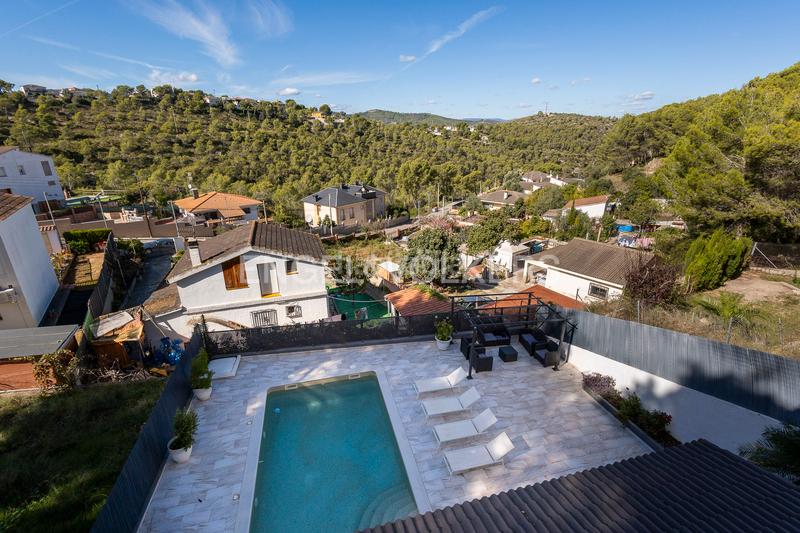 Foto 852e112d-61b2-4fb8-8b81-9cc9e9abdfc2. Maison avec chauffage piscine dans Canyelles