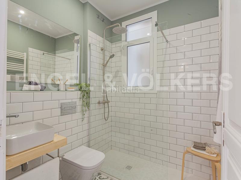 Foto b7a3b112-523a-437f-9ff6-4f1553f608b4. Piccolo appartamento con riscaldamento in La Nova Esquerra de l´Eixample Barcelona