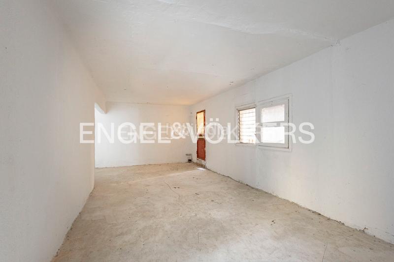 Foto 37228e15-f5b4-4408-b3ee-9dfb9de778dd. Casa  para reformar en Bruguers en Bruguers Gavà