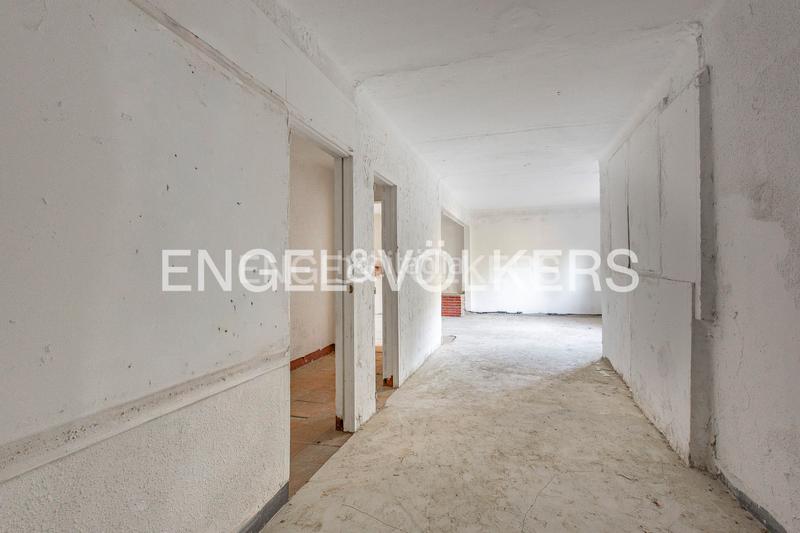 Foto b59a1861-5f36-4169-b235-db377ac3db3c. Casa  para reformar en Bruguers en Bruguers Gavà