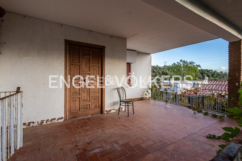 Foto e404dc0a-dfb7-4c3c-aa49-fffa6619a45c. Casa  para reformar en Bruguers en Bruguers Gavà