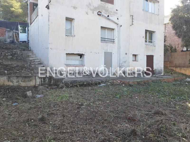 Foto fd79021a-6ca8-4be1-bae2-538edce78ce0. Casa  para reformar en Bruguers en Bruguers Gavà