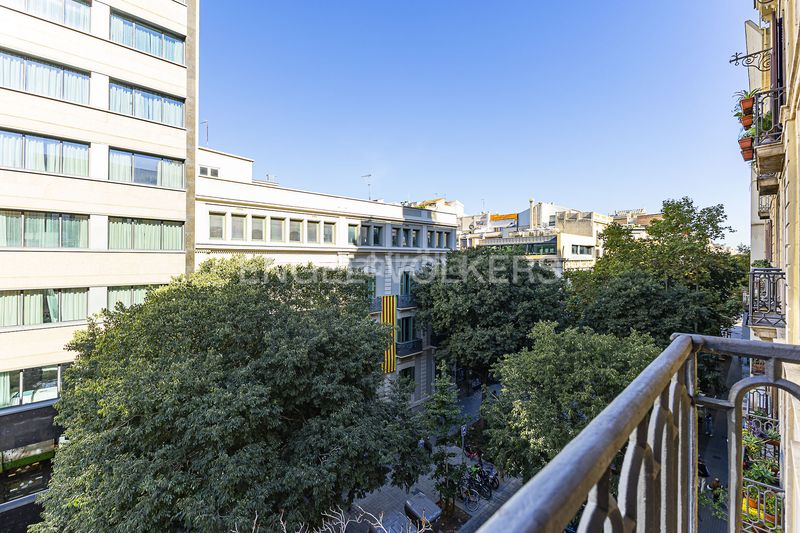 Foto ec6549df-790c-4eba-b13b-045fafeb46bd. Pis amb calefacció a Dreta de l´Eixample Barcelona