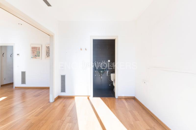 Foto a547b3e9-3970-4712-a69a-9a54e479230c. Piccolo appartamento con riscaldamento in L´Antiga Esquerra de l´Eixample Barcelona