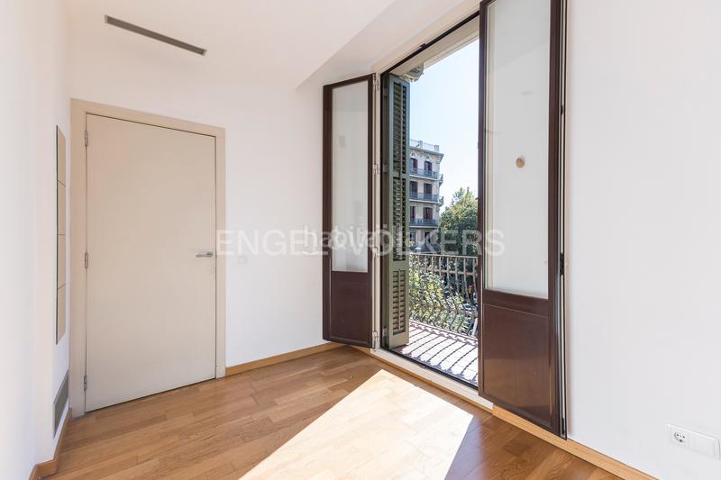 Foto ab6abf16-3822-4902-9bdc-c95a9a01938c. Piccolo appartamento con riscaldamento in L´Antiga Esquerra de l´Eixample Barcelona