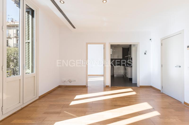 Foto ac89d9e2-e9c4-46fe-b876-bc047778ebcc. Piccolo appartamento con riscaldamento in L´Antiga Esquerra de l´Eixample Barcelona