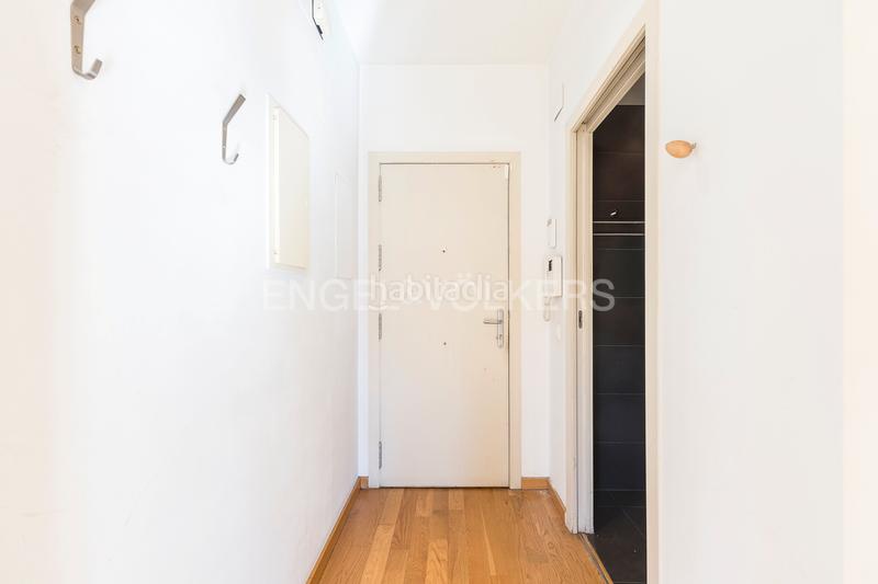 Foto b970c0aa-17e6-4deb-b21b-95b7c72b99f5. Piccolo appartamento con riscaldamento in L´Antiga Esquerra de l´Eixample Barcelona