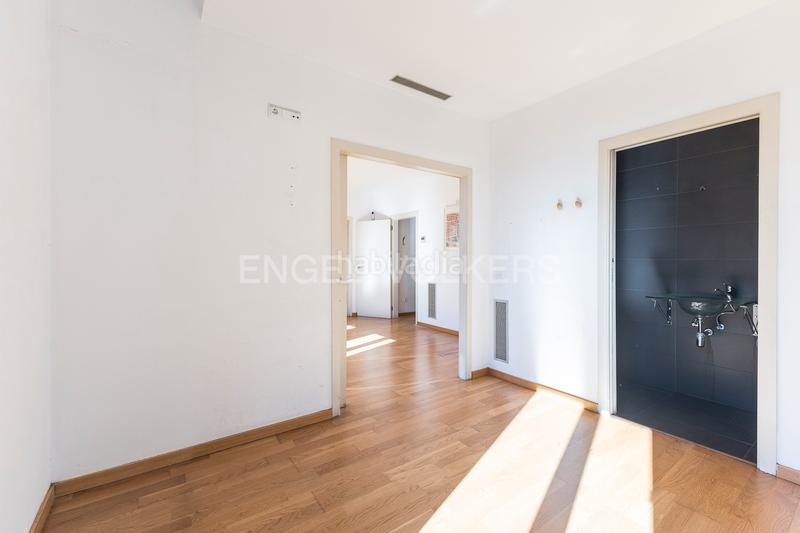 Foto cc3cd8fe-ab29-4ae7-b4bc-b7af4322d089. Piccolo appartamento con riscaldamento in L´Antiga Esquerra de l´Eixample Barcelona