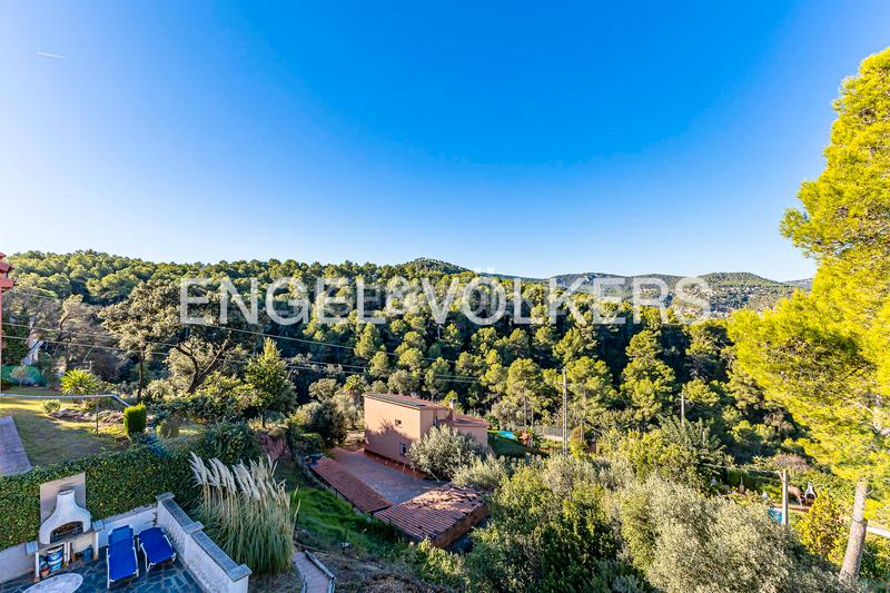 Foto 7c13f3de-0a7f-43f3-b25b-0a61df5c1b3a. Maison avec chauffage dans Cervelló