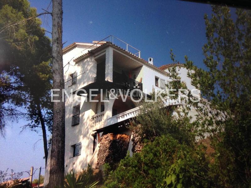 Foto b63800f3-306d-4c8d-a7fd-06257e0a89f7. Maison avec chauffage dans Cervelló