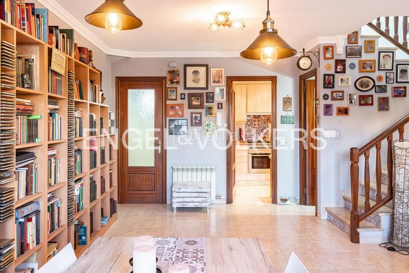 Foto f9c4f5ec-4331-4398-b813-cf082dc170b9. Duplex with heating in Nucli Urbà Argentona