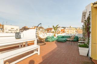 Lloguer Àtic a Vila de Gràcia. Ático con gran terraza y vistas en gracia