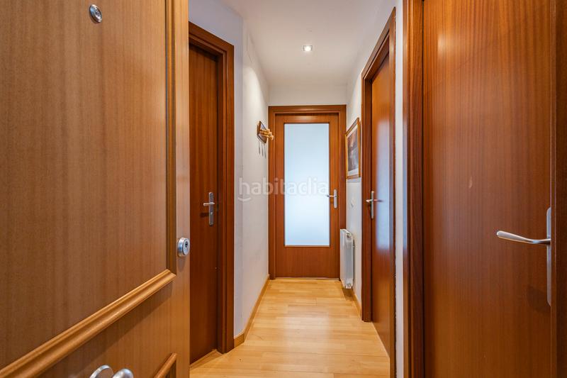 Foto 0e1eb033-b2a7-4a86-9f31-4c48fc50e2a0. Apartament amb calefacció aparcament a Papiol (El)