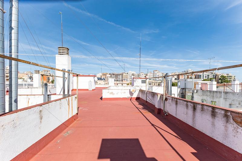 Foto f9873bc0-1911-48f3-98ea-cb4d7bb36a80. Apartamento  reformado en barrio del puerto en Tarragona