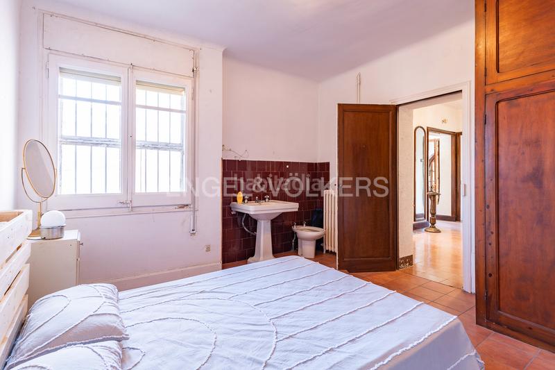 Foto b0abab36-eb76-4547-97d6-99bd34a73c8c. Casa majestuosa casa clásica en Alella