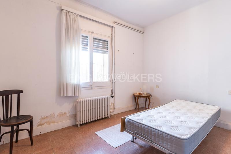 Foto c65525a5-1e9f-4dd5-a30d-9b1780ac46a1. Casa majestuosa casa clásica en Alella