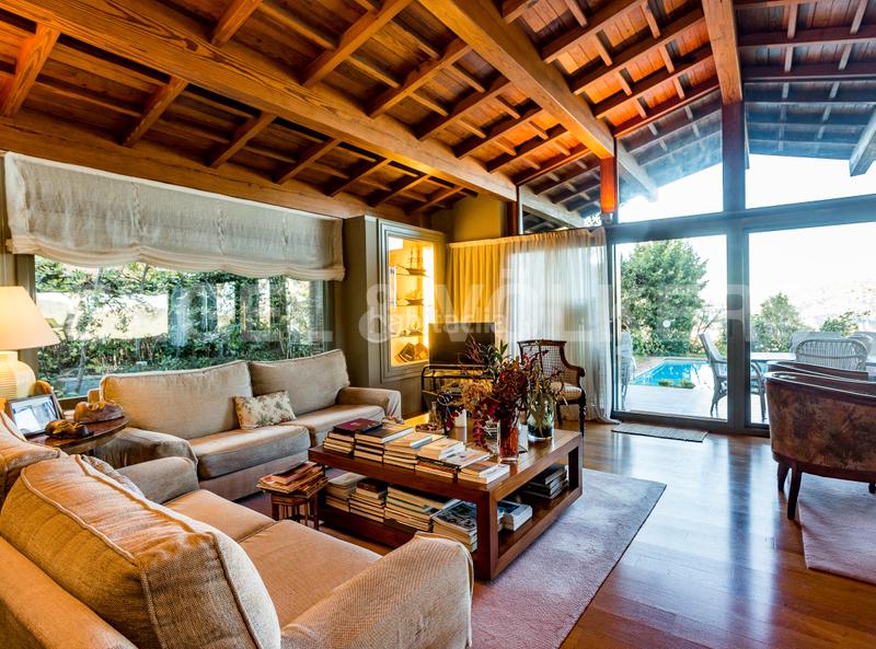 Foto 0d414dc0-4dd2-4e99-8f16-52bcc0dcf1b3. Casa  fantástica y muy bien comunicada en vallvidrera en Barcelona