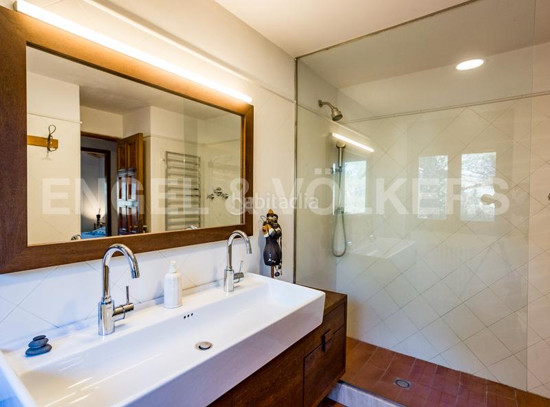 Foto 32a396f2-6954-4bc1-a0f9-22abef5674d8. Casa  fantástica y muy bien comunicada en vallvidrera en Barcelona