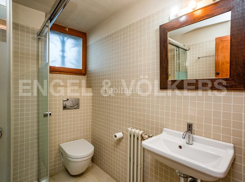 Foto 3d32f2ac-030c-4377-92c8-9864d8dbb287. Casa  fantástica y muy bien comunicada en vallvidrera en Barcelona