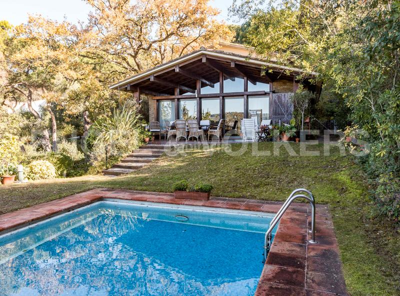 Foto 75d44d42-6ea1-49c7-8589-c1ce2490cf67. Casa  fantástica y muy bien comunicada en vallvidrera en Barcelona