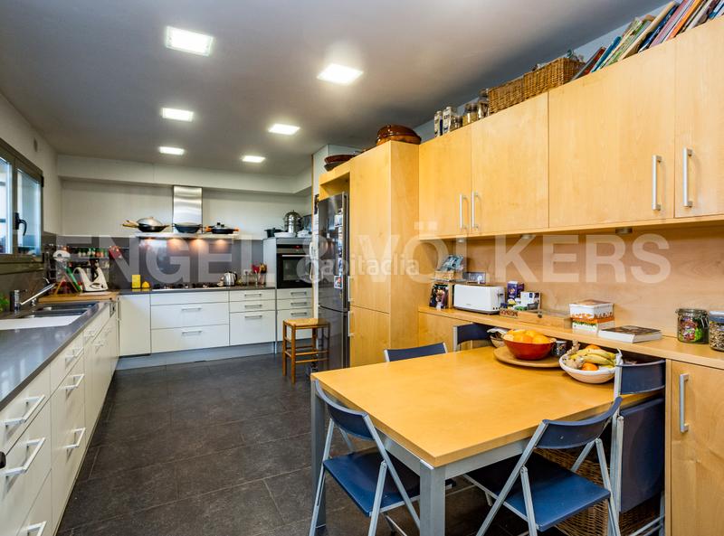 Foto a7050809-0e8e-49af-ba9a-d2de760be2b3. Casa  fantástica y muy bien comunicada en vallvidrera en Barcelona