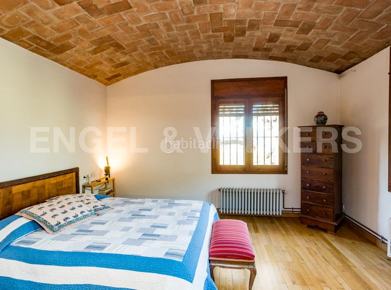 Foto b69512b2-c507-4800-880e-84ed2ad393fb. Casa  fantástica y muy bien comunicada en vallvidrera en Barcelona