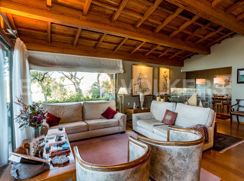 Foto e9f4c1fd-4e04-48ce-a12b-a55c599c6eb3. Casa  fantástica y muy bien comunicada en vallvidrera en Barcelona