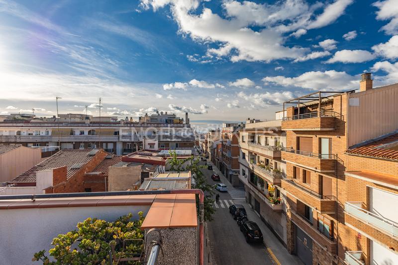 Foto 43254fbf-24e9-4307-8e47-be59e39f8267. Location duplex avec chauffage dans Sant Pere Nord Terrassa