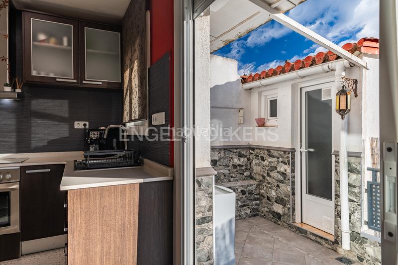 Foto 82a0ddcd-b661-4b1c-a763-59ab6b9107b5. Miete zweistöckige wohnung mit heizung in Sant Pere Nord Terrassa