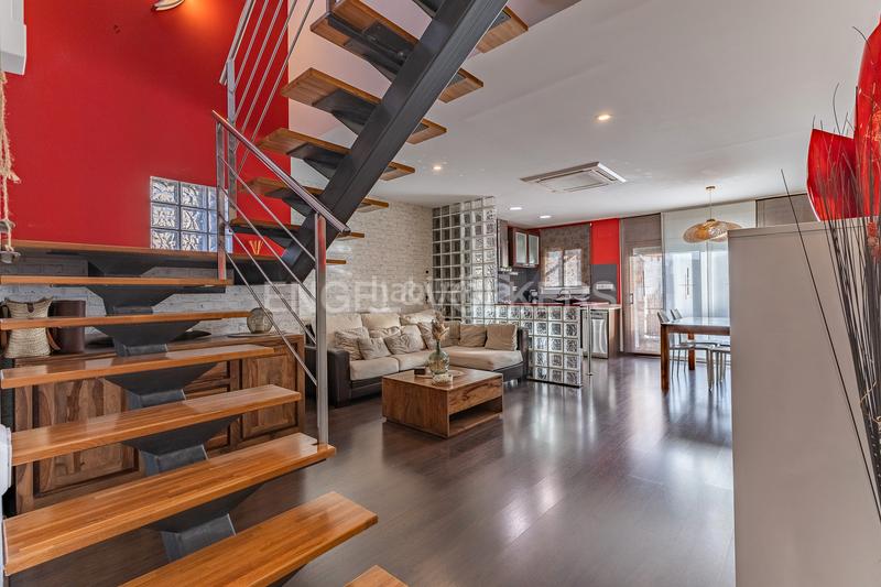 Foto 0aebf9e8-e7d0-4815-8954-274f611d4939. Rent duplex with heating in Sant Pere Nord Terrassa