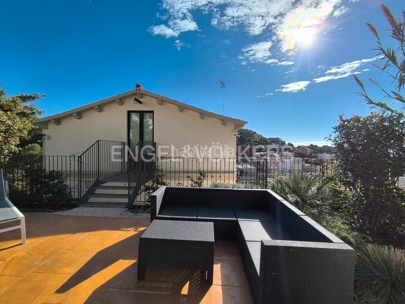 Foto 2e1810b5-ec7c-4171-b24b-8d926b6cff33. Location maison avec chauffage parking piscine dans Barcelona