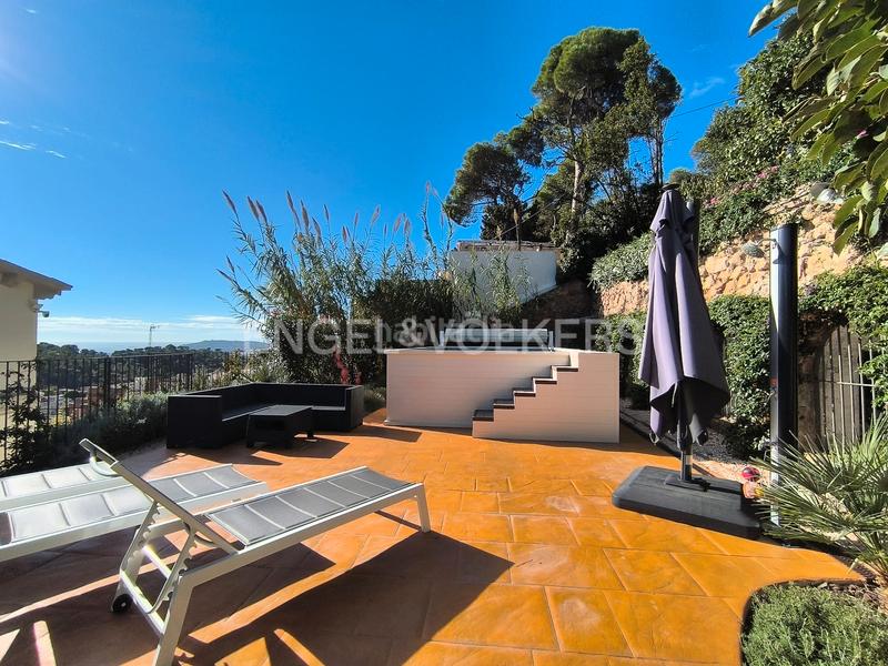 Foto f6b62733-2ded-4cf5-852f-b993ac666bfc. Location maison avec chauffage parking piscine dans Barcelona