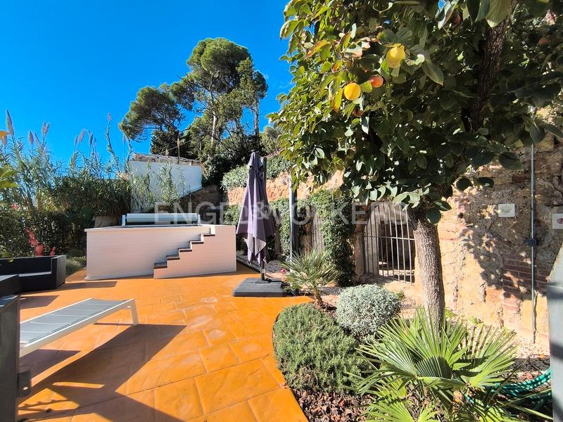 Foto d7a7dce1-a1db-49f2-bb94-ef3f0bdac6c4. Miete haus mit heizung parking pool in El Coll Barcelona