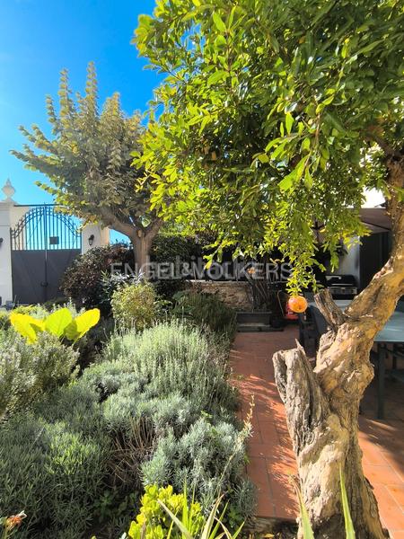 Foto f3dbd1a9-71f7-4545-b56f-9d5c9f97a7af. Miete haus mit heizung parking pool in El Coll Barcelona