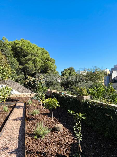 Foto 0d403f40-f5ef-48c5-99a7-7c58e31ecd6c. Rent house with heating parking pool in El Coll Barcelona