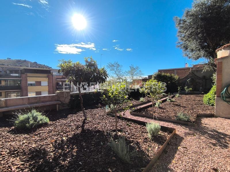 Foto 1615b9cb-f195-4fce-9bed-4331a13493df. Rent house with heating parking pool in El Coll Barcelona