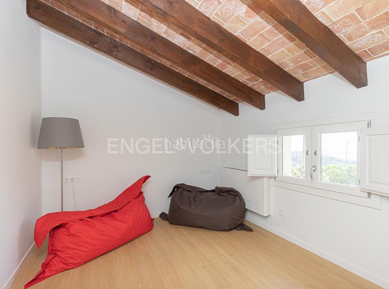 Foto 40b1acdf-7022-4fcc-a02a-177f468bcfe5. Rent house with heating parking pool in El Coll Barcelona
