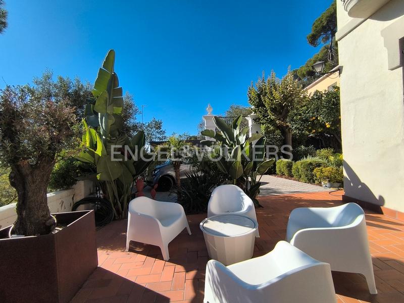 Foto 590e9d6d-1823-4357-bb25-e339ea17d178. Rent house with heating parking pool in El Coll Barcelona