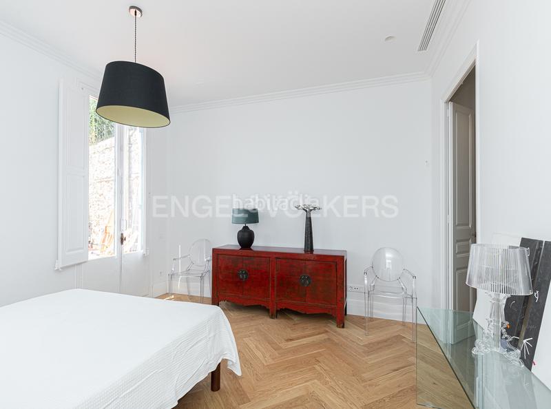 Foto 85d54d3e-2262-441b-bc57-f486ec36b0f4. Rent house with heating parking pool in El Coll Barcelona