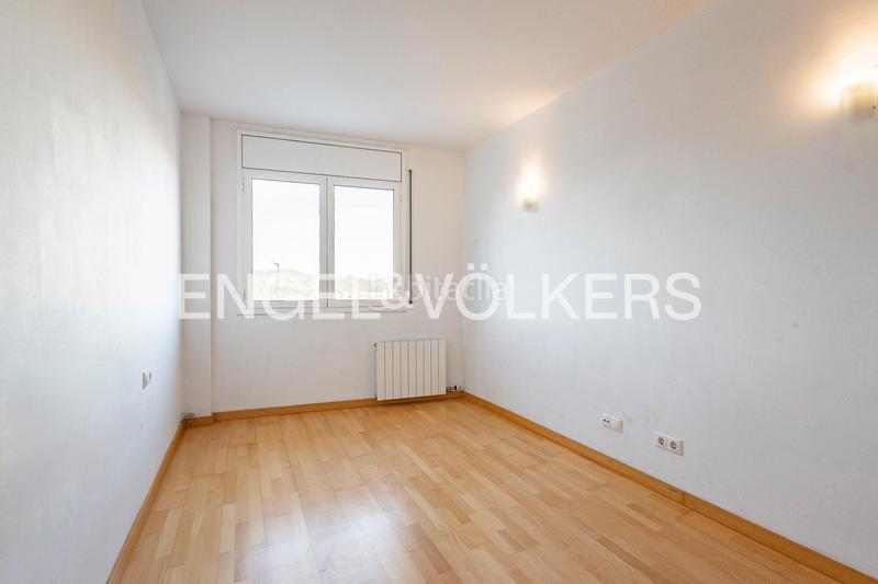 Foto 33cfa139-639c-4528-9a9b-38f4a1532e0a. Apartament amb calefacció aparcament a Papiol (El)