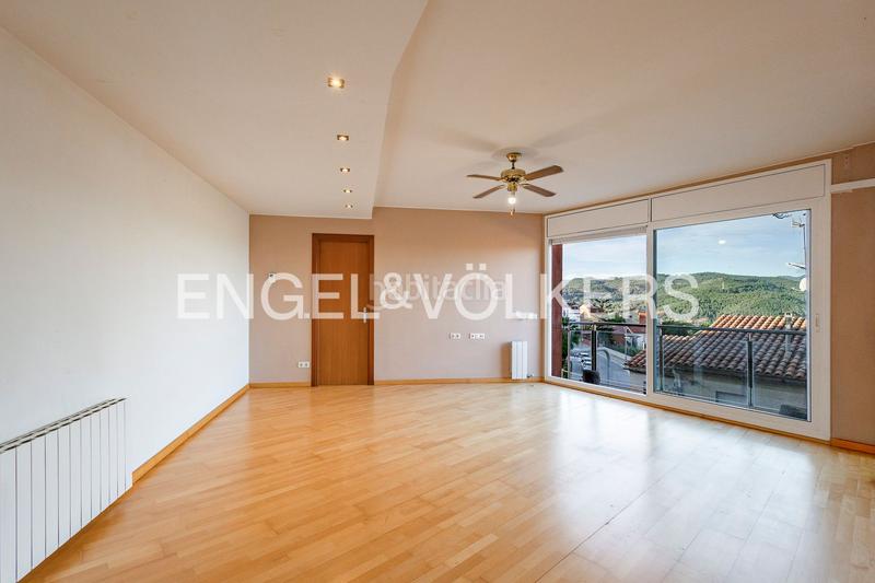 Foto 94881531-6210-4685-b3ed-aeaf3640e02c. Apartament amb calefacció aparcament a Papiol (El)