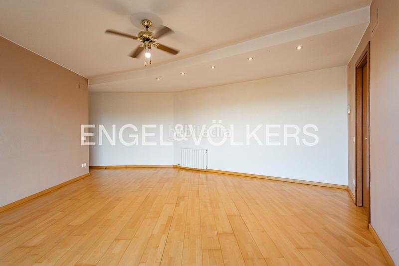 Foto b6b8773f-db99-4f7d-bed0-a8facd57e86d. Apartament amb calefacció aparcament a Papiol (El)