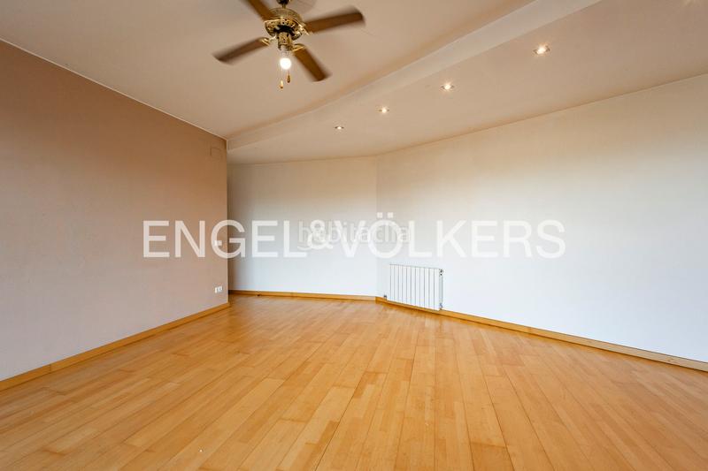 Foto c5546b63-eb4f-4077-a7b1-f1dad4153fe0. Apartament amb calefacció aparcament a Papiol (El)