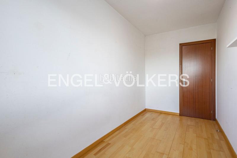 Foto eff93566-f7aa-4e0e-88b4-ac81bebe11f0. Apartament amb calefacció aparcament a Papiol (El)