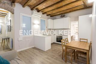 Location Appartement à St. Pere - Sta. Caterina - El Born. Agradable piedàterre en el barrio del born